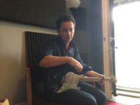 Jack Lewis - Electric guitarering for dog Tired